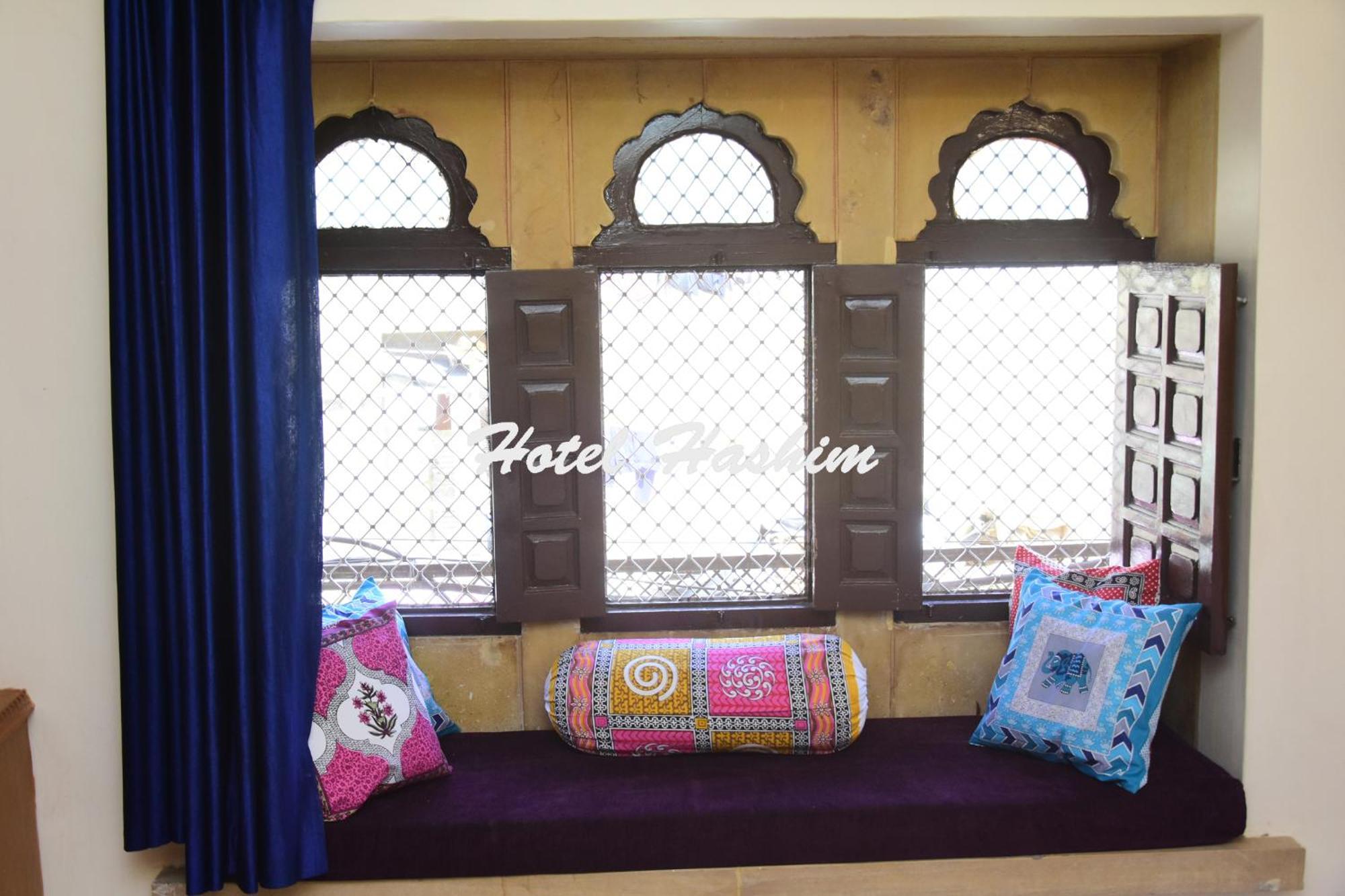 Hotel Hashim Джайсалмер Екстериор снимка